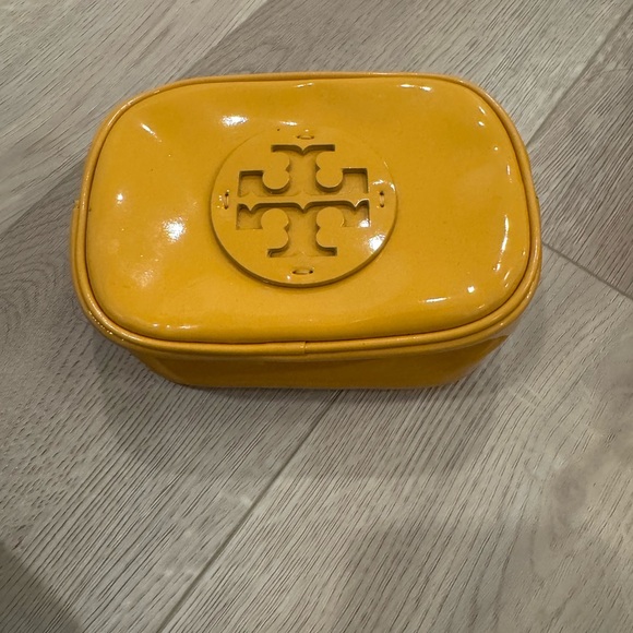 Tory Burch Pouch - Like new - Picture 3 of 8